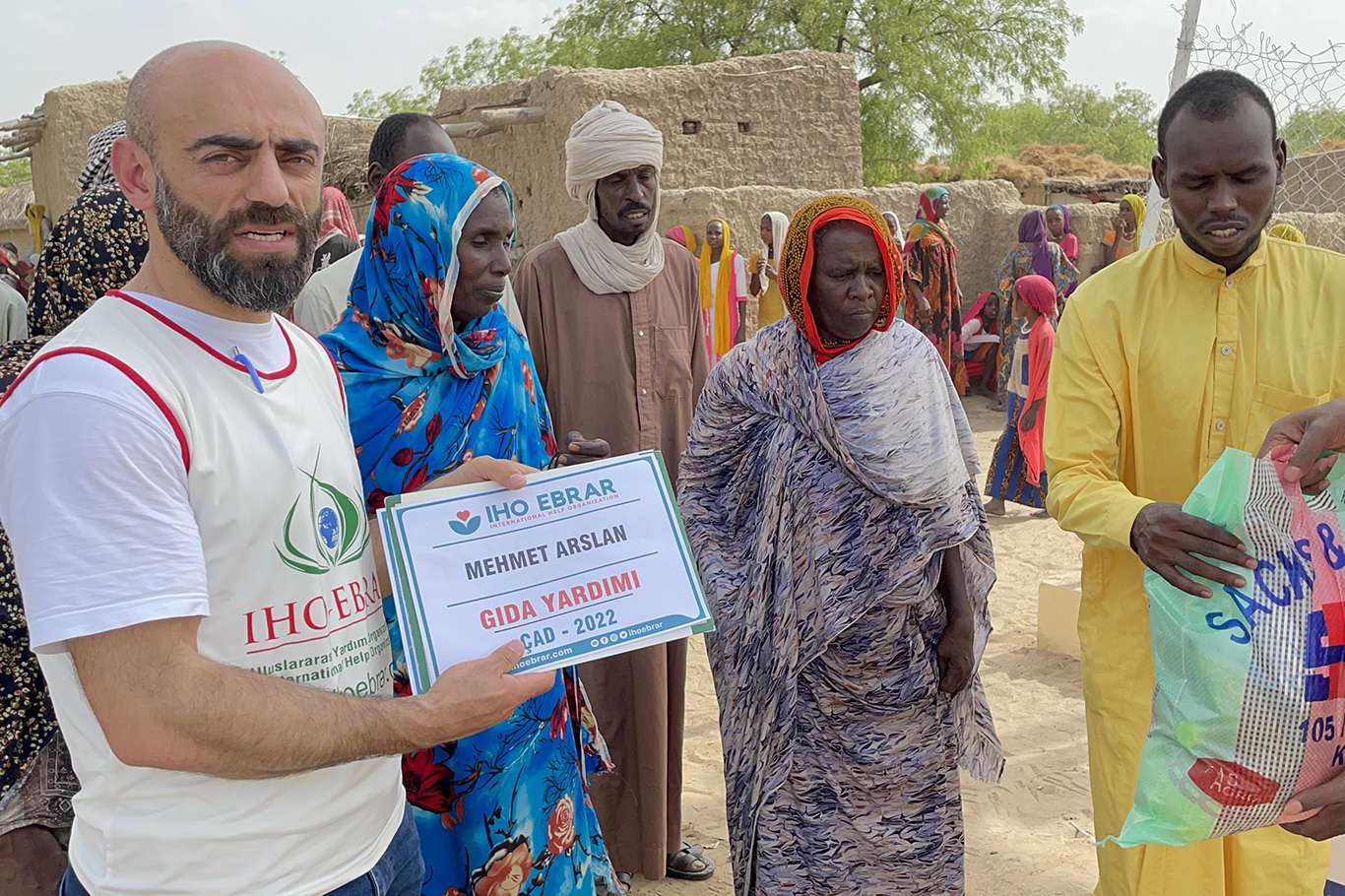 IHO EBRAR Çad'da binlerce kişiye yardım ulaştırdı